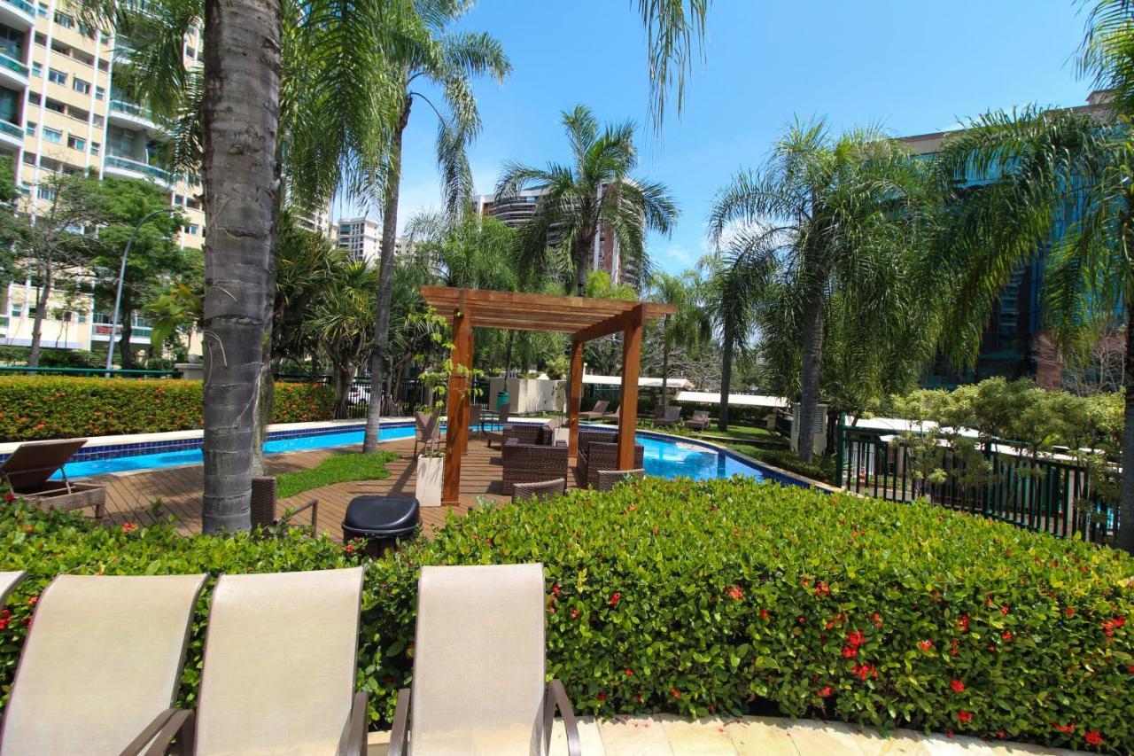 ריו דה ז'ניירו Barra Da Tijuca - 508 - De Frente Para Maravilhosa Piscina - Estacionamento Gratuito - Academia Comphania Atletica - Balsa Para Praia Gratis - Microondas - Geladeira Grande - Recepcao 24Horas - Wi-Fi - Com Pia מראה חיצוני תמונה